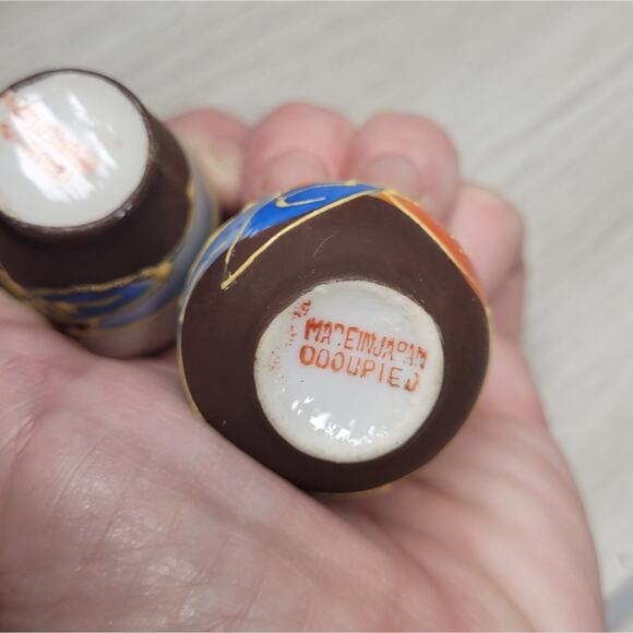 Vintage 1950-59 Handpaited Miniature Satsuma Vase Occupied Japan Bud Vase - Picture 5 of 7